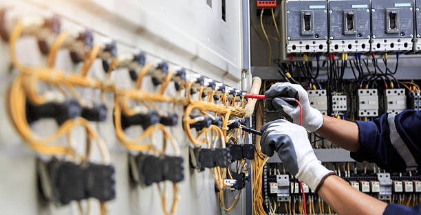 Professional Electrician technician working in De Pere, WI